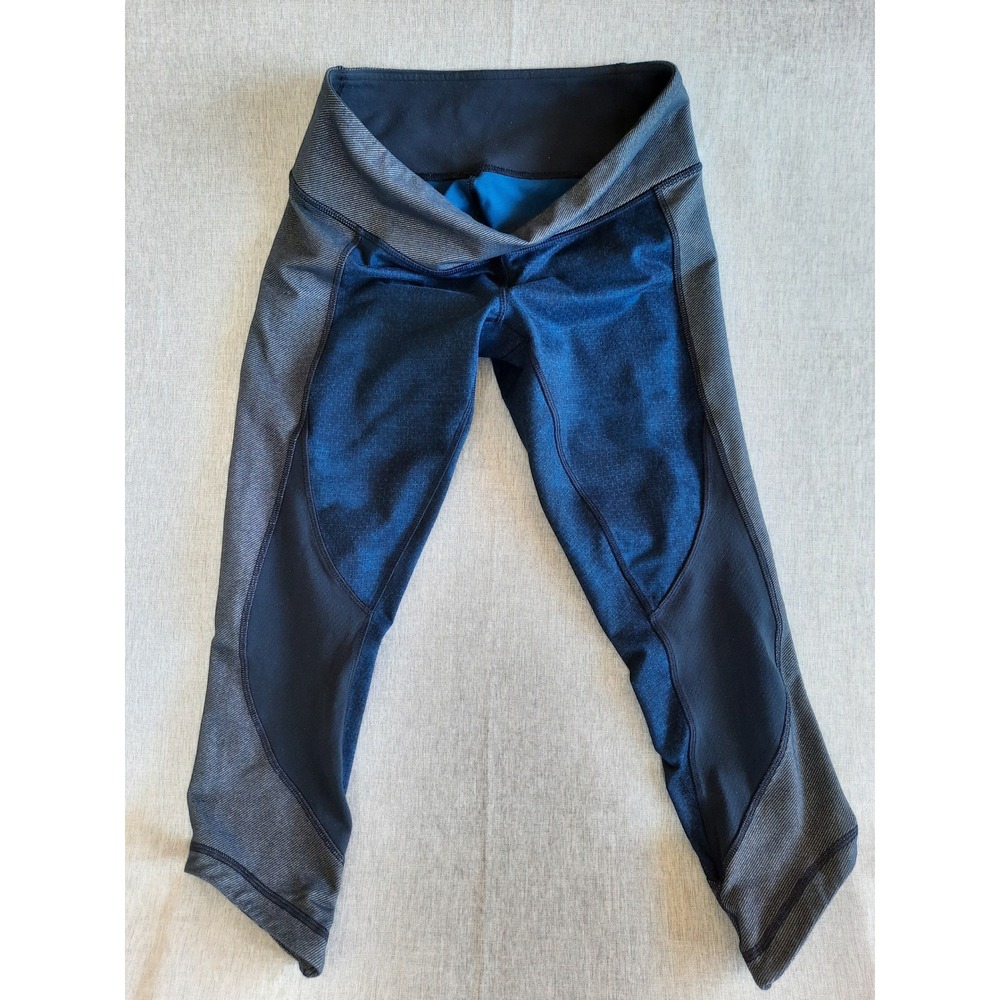 Lululemon Women's 6 Wunder Under Sashiko Inkwell Crop Capri Legging Active Pants